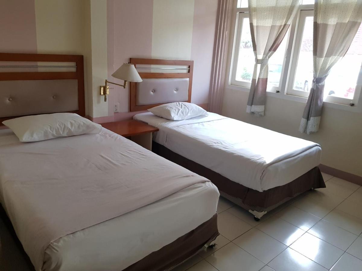 Casa Holiday Hotel Sha Phitsanulok Exterior photo